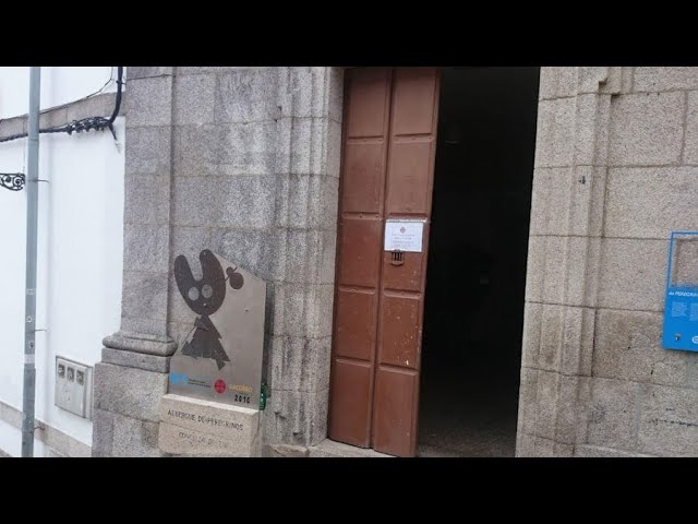 albergue publico de peregrinos de tui
