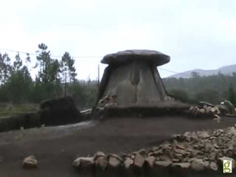 dolmen de dombate cabana de bergantiños