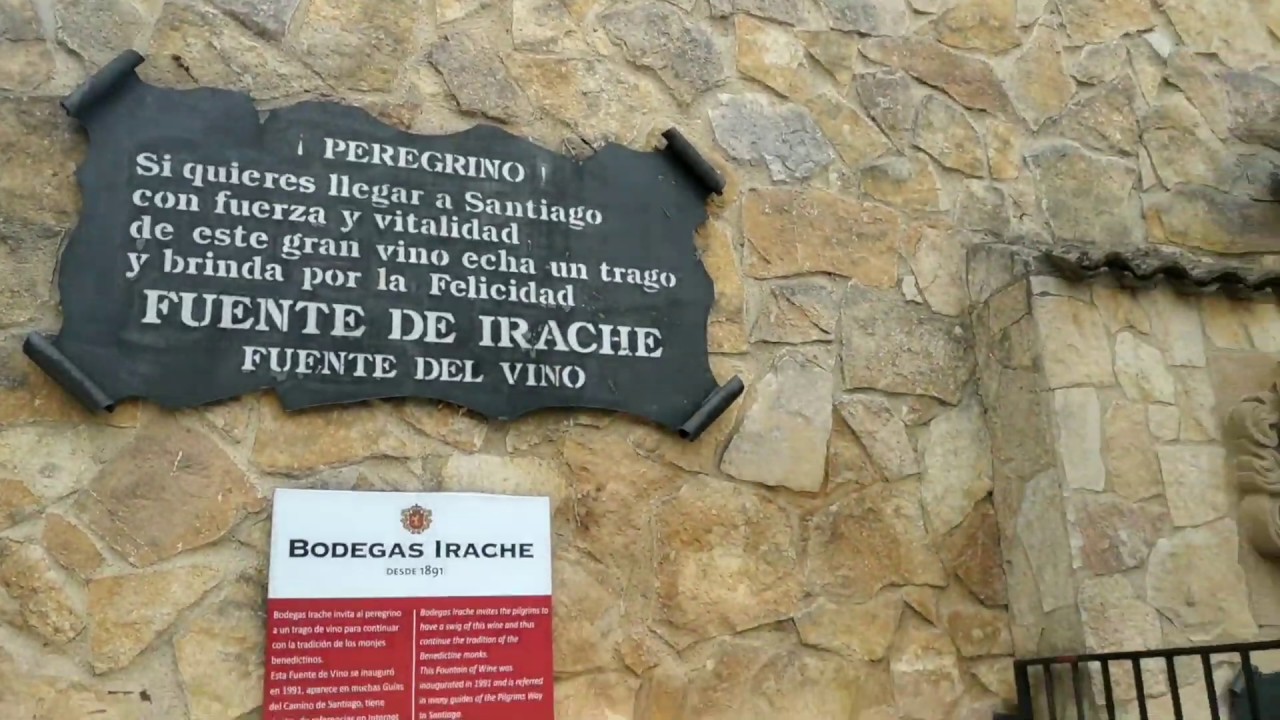 fuente de vino en el camino de santiago