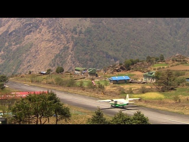 aeropuerto mas cercano a sarria